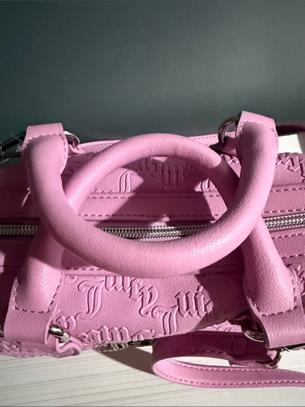 Juicy couture hand bag - Picture 4 of 5
